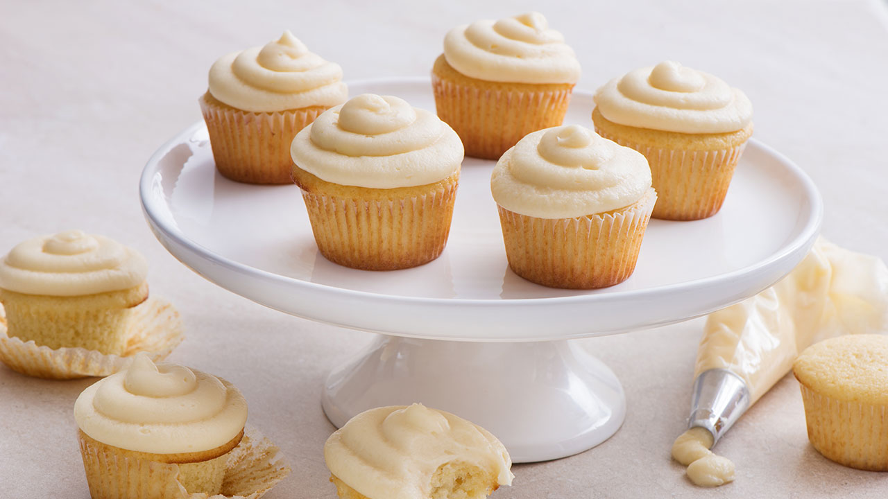 Classic Vanilla Cupcakes Recipe